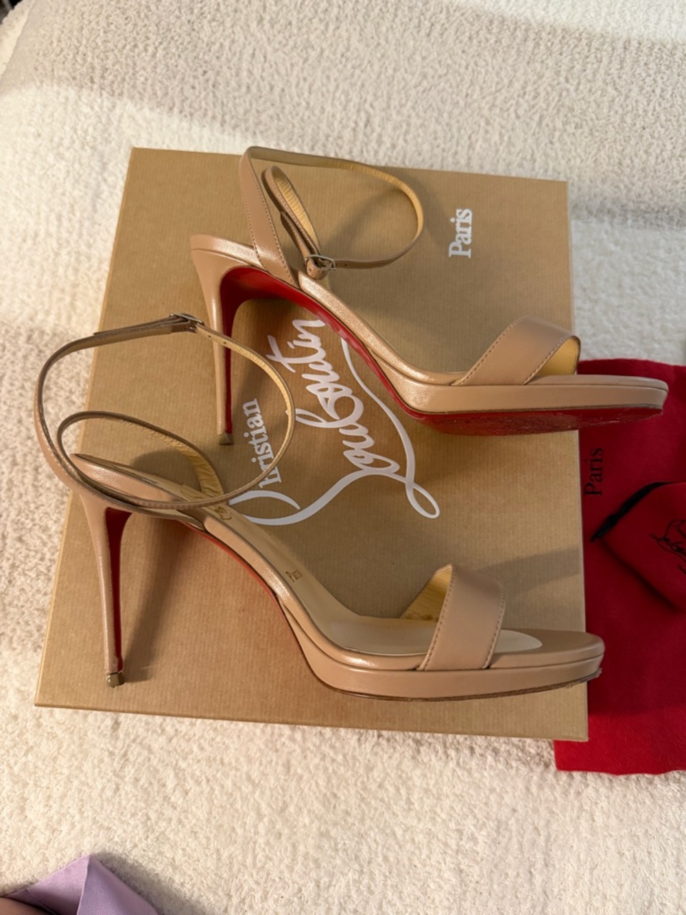 Christian Louboutin Nude LOUBI QUEEN 100 NAPPA